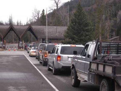 Yellowstone visitation ticks up in August