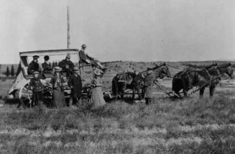 Emma Cowan captured by Indians in Yellowstone in 1877 | Yellowstone Gate